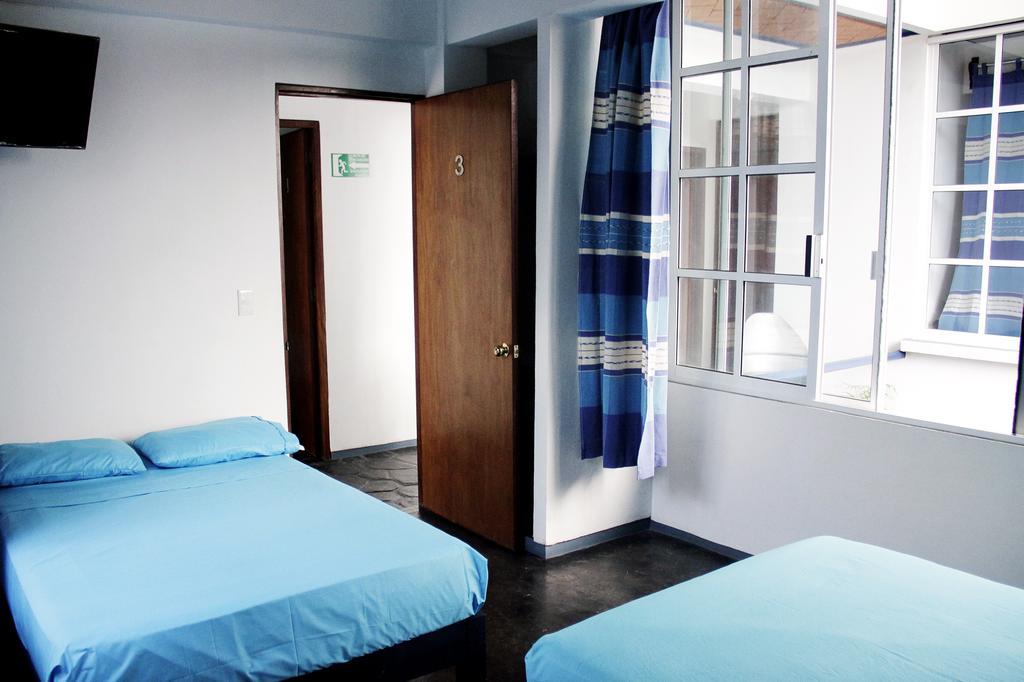 Hostal Azul Y Blanco Санта Крус Уатулко Екстериор снимка